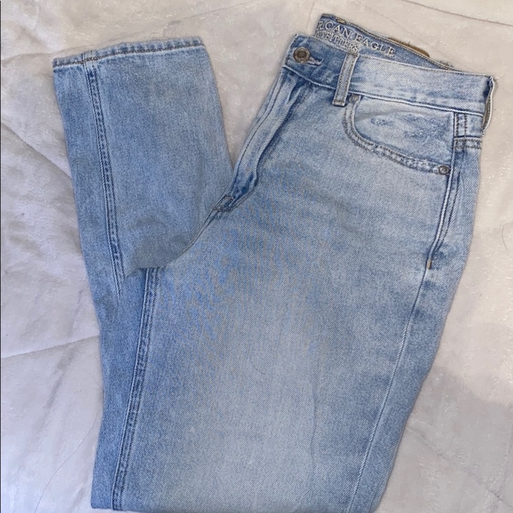 American Eagle Mom Jeans